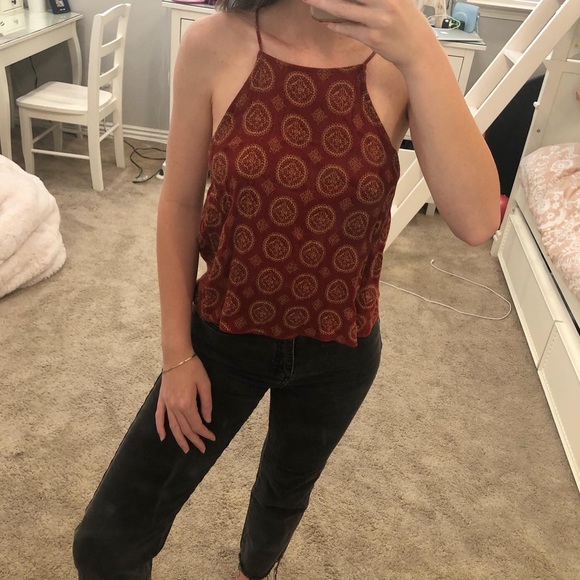 Brandy Melville Red Medallion Kiara Top - Picture 4 of 8